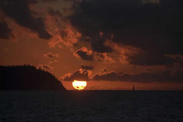 ウィット サンデー諸島の日没 — ストック写真