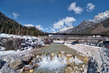 İtalya 'nın Dolomitler Dağları' nda kar yağışıweather forecast