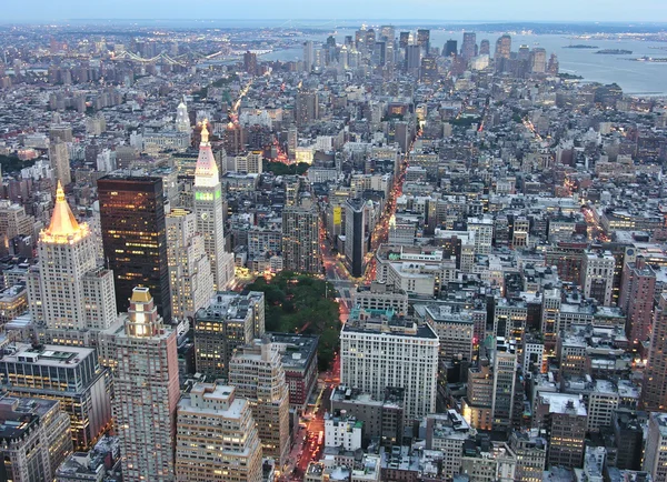 Vista nocturna de la ciudad de Nueva York — Foto de Stock
