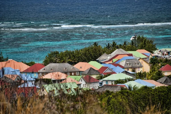 Kust in eiland Sint maarten, Nederlandse Antillen — Stockfoto