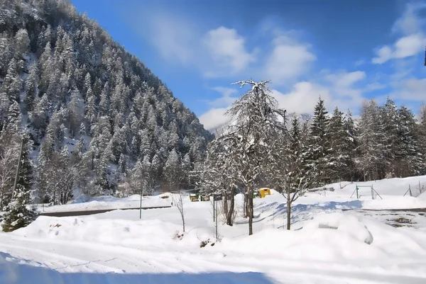 Nieve en las montañas Dolomitas, Italia —  Fotos de Stock