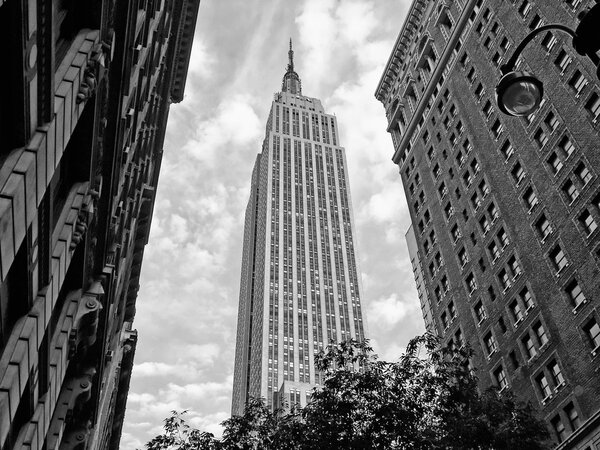 Цвета Empire State Building
