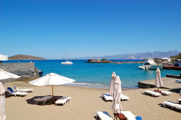 Strand på lyxhotell, Kreta, Grekland — Stockfoto