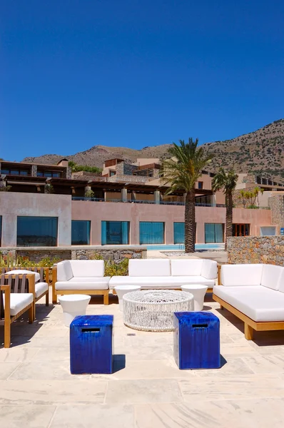 Recreation area at luxury hotel, Crete, Greece — Stock Photo, Image
