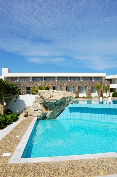 Yüzme Havuzu, lüks villalar, crete, Yunanistan — Stok fotoğraf