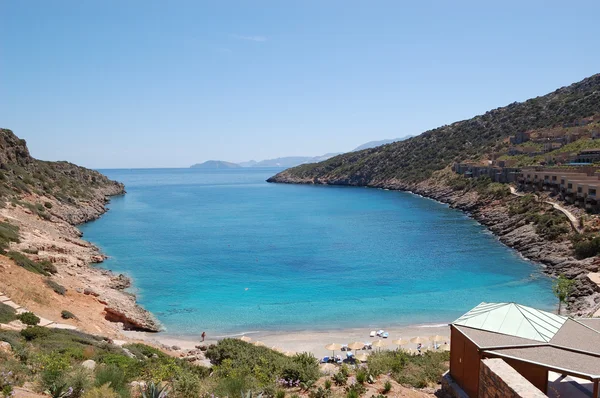 Lagune en strand van luxe hotel, Kreta, Griekenland — Stockfoto