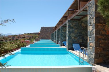 Yunanistan, Girit 'teki lüks villada yüzme havuzu