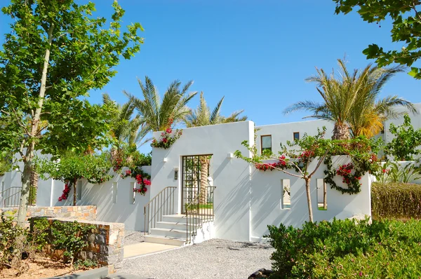 入口在希腊克里特岛，现代化的豪华别墅 — 图库照片
