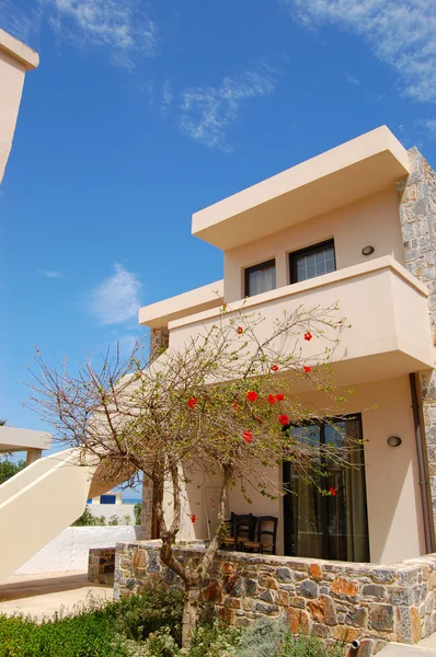 Villa in the modern popular hotel, Crete, Greece — Stock Photo, Image