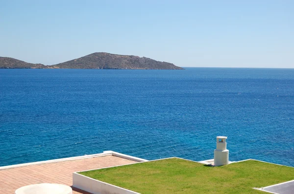 Dak van de luxe villa, Kreta, Griekenland — Stockfoto