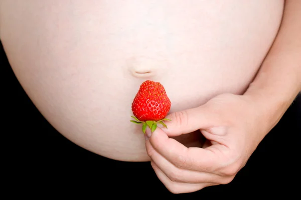Bauch und Erdbeeren. — Stockfoto