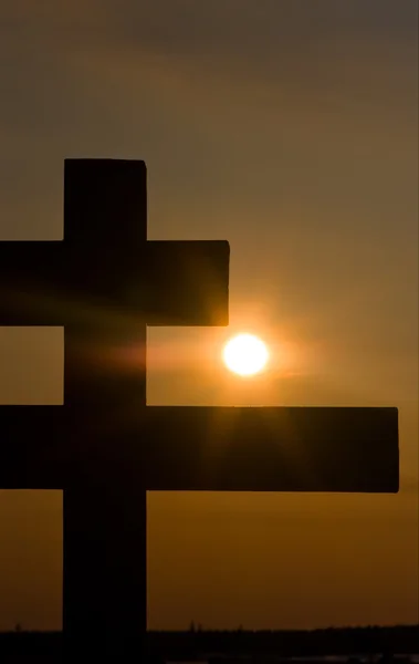 十字架と太陽 — ストック写真