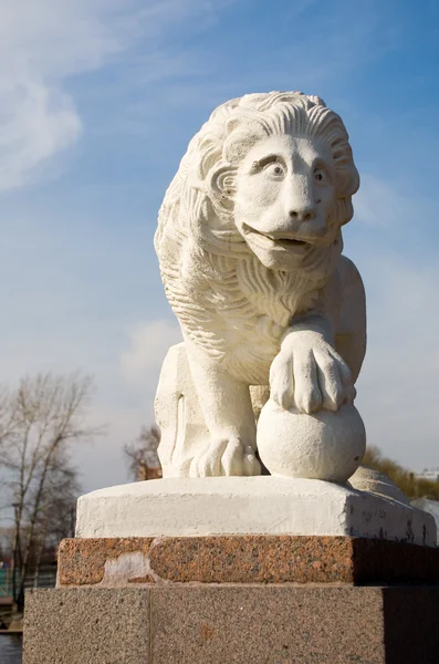 Statua di un leone — Foto Stock