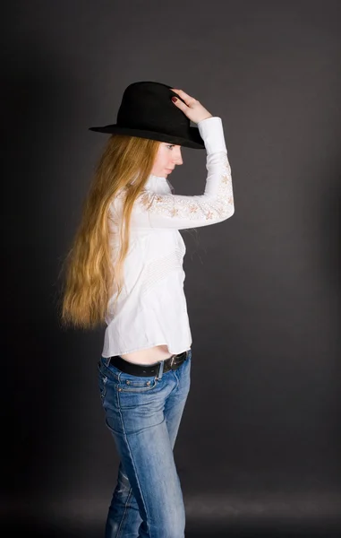 La chica con sombrero —  Fotos de Stock