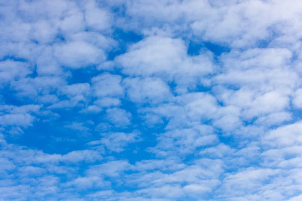 Az eget felhők borítják — Stock Fotó