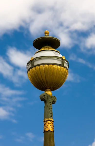金黄的灯笼 — 图库照片
