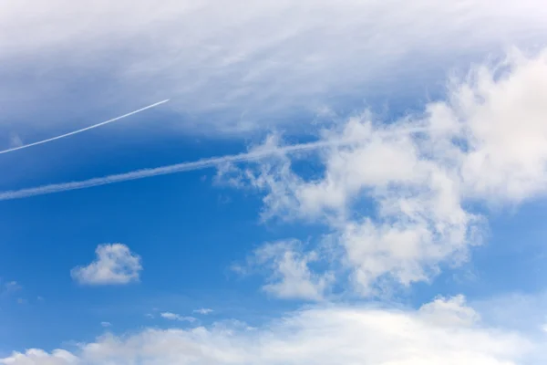 하늘에 비행기 — 스톡 사진
