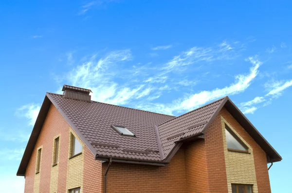 House and sky — Stock Photo, Image