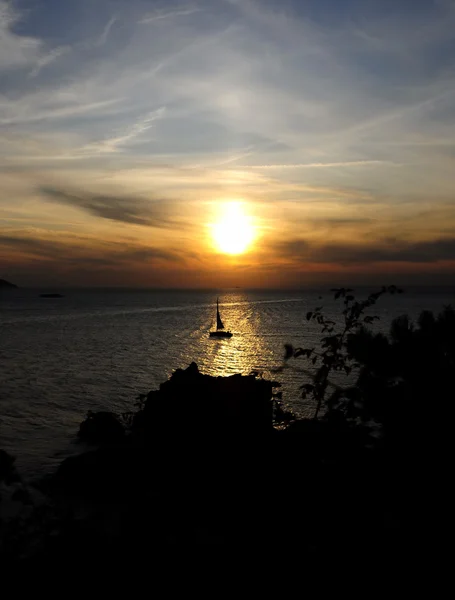 stock image Boat and sun