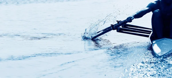 赛艇运动员在体育锻炼上 — 图库照片