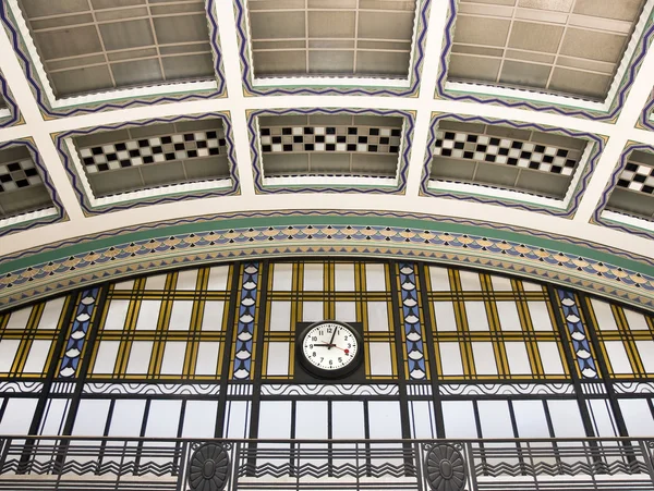 Railway Station Wall Clock — Stock Photo, Image
