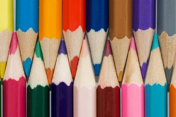 Närbild av färgpennor — Stockfoto