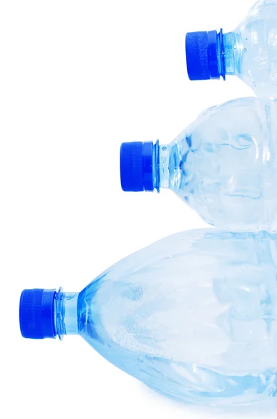 Lahve s vodou izolovaných na bílém — Stock fotografie