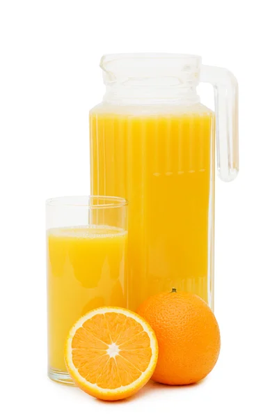 Sumo de laranja num decantador isolado — Fotografia de Stock