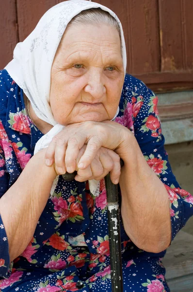 Yaşlı kadının portresi. — Stok fotoğraf