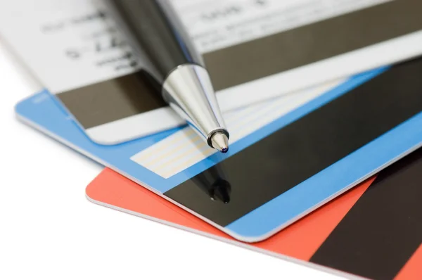 Cartão de crédito isolado no fundo branco — Fotografia de Stock