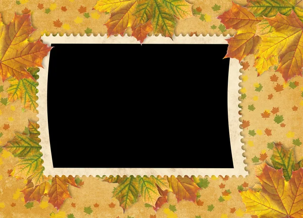 Осенняя открытка на праздник с отпуском и цветами — стоковое фото