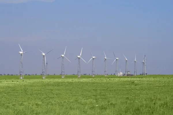 Rüzgar Çiftliği jeneratörler — Stok fotoğraf