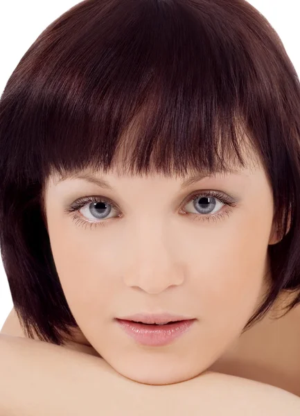 美しい若い女性の顔のクローズ アップの肖像画 — ストック写真