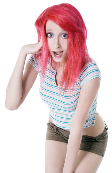 Zadowoleni i zaskoczeni czerwone włosy młoda kobieta — Zdjęcie stockowe