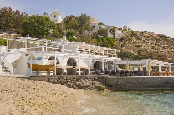 Ресторан у моря на острове — стоковое фото