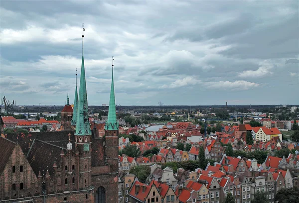 Gdaňsk, Polsko. panoramatický pohled. — Stock fotografie