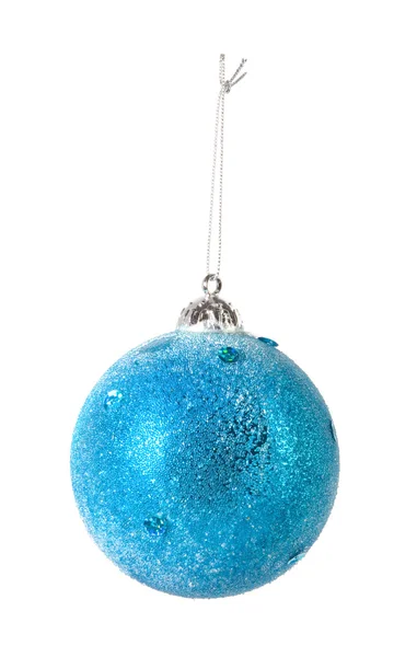 1 つの青いクリスマス ボール — ストック写真