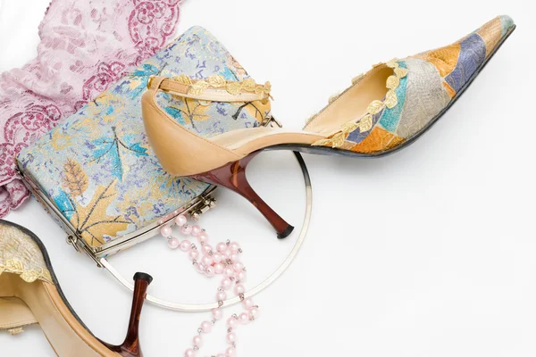 Composición, zapatos de mujer y bolso — Foto de Stock
