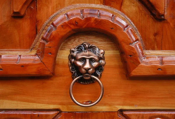 Detalhe da porta velha em San Cristobal — Fotografia de Stock