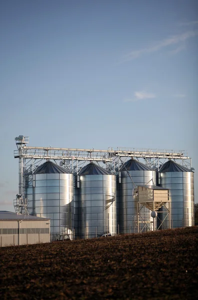 Landskap med silo — Stockfoto