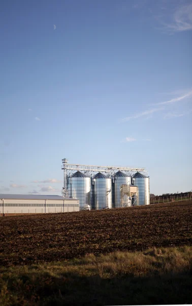 Landskap med silo — Stockfoto