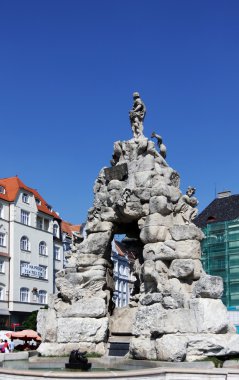 kasna parnas üzerinde yeşil bir Pazar Brno, Çek Cumhuriyeti