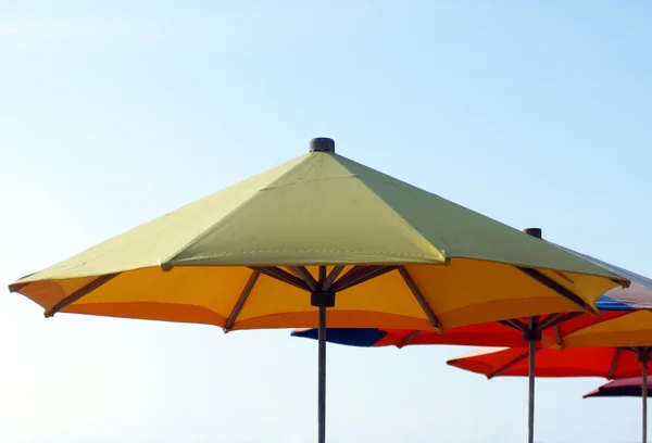 Plaj şemsiyeleri — Stok fotoğraf