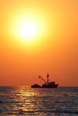 günbatımı üzerinde puerto escondido denizde