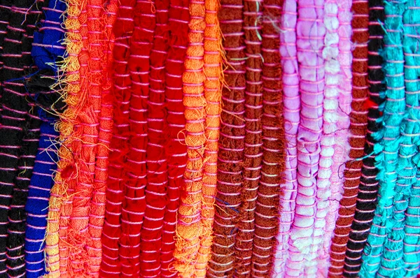 Şeritli renk giysiler doku — Stok fotoğraf