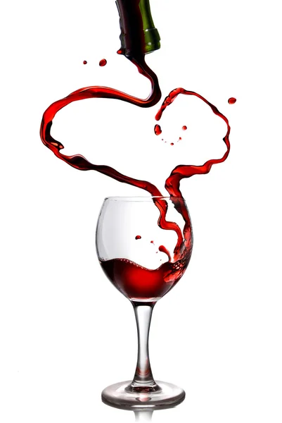 Serce z odlewania czerwone wina czara — Zdjęcie stockowe