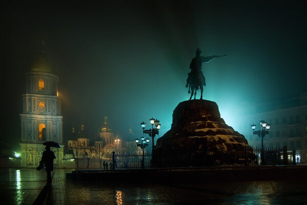Statue of Bogdan Khemelnitskiy in fog