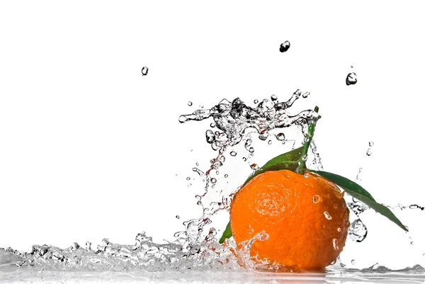 Mandarin a víz csobbanás — Stock Fotó