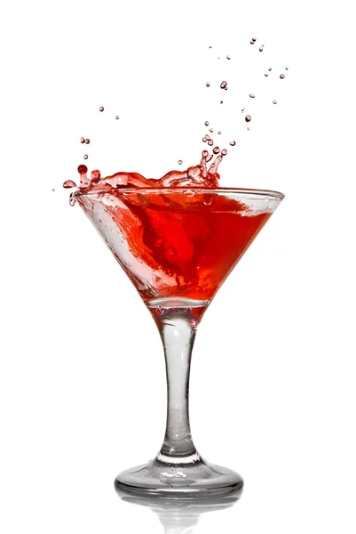 Czerwony koktajl z splash — Zdjęcie stockowe