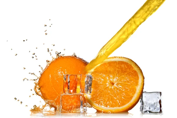 Respingo de água na laranja — Fotografia de Stock